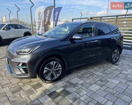 Серый Киа Niro, объемом двигателя 0 л и пробегом 142 тыс. км за 18900 $, фото 7 на Automoto.ua