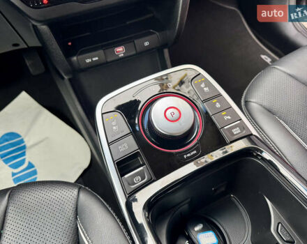 Серый Киа Niro, объемом двигателя 0 л и пробегом 109 тыс. км за 20500 $, фото 52 на Automoto.ua