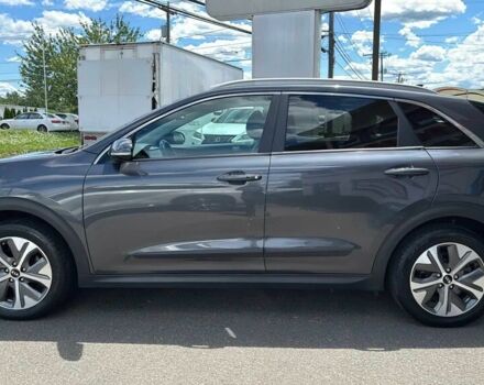 Сірий Кіа Niro, об'ємом двигуна 0 л та пробігом 32 тис. км за 12500 $, фото 3 на Automoto.ua