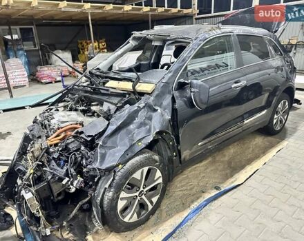 Сірий Кіа Niro, об'ємом двигуна 0 л та пробігом 149 тис. км за 7900 $, фото 3 на Automoto.ua
