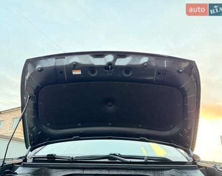 Сірий Кіа Niro, об'ємом двигуна 0 л та пробігом 118 тис. км за 20499 $, фото 100 на Automoto.ua