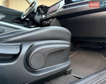 Сірий Кіа Niro, об'ємом двигуна 0 л та пробігом 118 тис. км за 20499 $, фото 85 на Automoto.ua