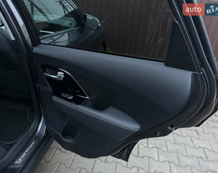 Серый Киа Niro, объемом двигателя 0 л и пробегом 159 тыс. км за 19800 $, фото 16 на Automoto.ua