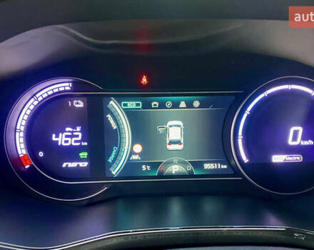 Серый Киа Niro, объемом двигателя 0 л и пробегом 95 тыс. км за 17200 $, фото 18 на Automoto.ua