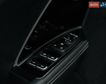 Серый Киа Niro, объемом двигателя 0 л и пробегом 164 тыс. км за 17550 $, фото 36 на Automoto.ua