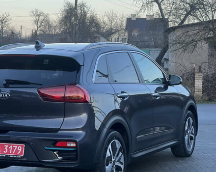 Серый Киа Niro, объемом двигателя 0 л и пробегом 133 тыс. км за 19500 $, фото 11 на Automoto.ua