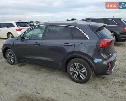 Серый Киа Niro, объемом двигателя 1.6 л и пробегом 57 тыс. км за 3300 $, фото 1 на Automoto.ua