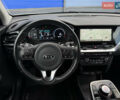 Кіа Niro 2020 у Рівному на Automoto.ua Сірий Кіа Niro, об'ємом двигуна 0 л та пробігом 138 тис. км за 19500 $, фото 12 на Automoto.ua