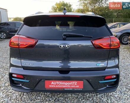 Сірий Кіа Niro, об'ємом двигуна 0 л та пробігом 107 тис. км за 21950 $, фото 16 на Automoto.ua