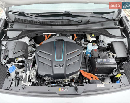 Серый Киа Niro, объемом двигателя 0 л и пробегом 126 тыс. км за 21500 $, фото 35 на Automoto.ua