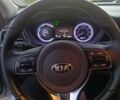 Сірий Кіа Niro, об'ємом двигуна 1.58 л та пробігом 53 тис. км за 18300 $, фото 7 на Automoto.ua