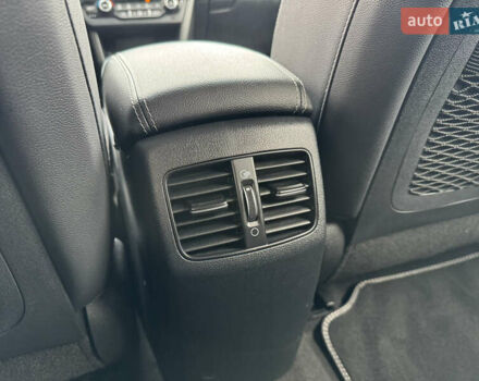 Серый Киа Niro, объемом двигателя 0 л и пробегом 118 тыс. км за 19350 $, фото 130 на Automoto.ua