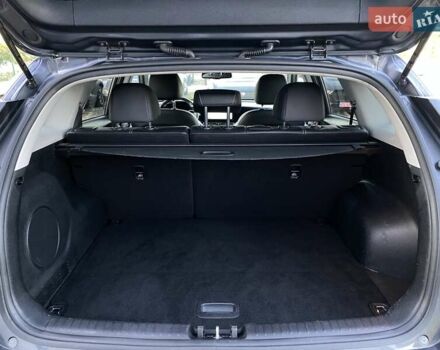 Сірий Кіа Niro, об'ємом двигуна 0 л та пробігом 107 тис. км за 21950 $, фото 67 на Automoto.ua