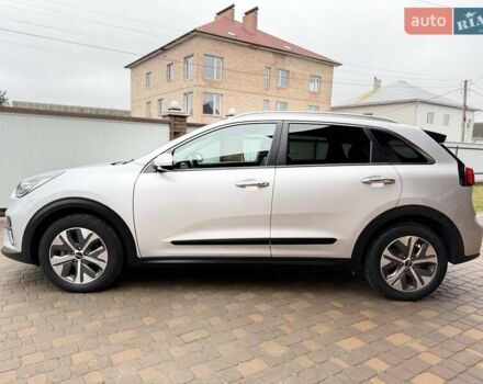 Сірий Кіа Niro, об'ємом двигуна 0 л та пробігом 71 тис. км за 21999 $, фото 9 на Automoto.ua