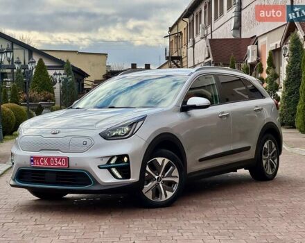 Сірий Кіа Niro, об'ємом двигуна 0 л та пробігом 118 тис. км за 19300 $, фото 8 на Automoto.ua