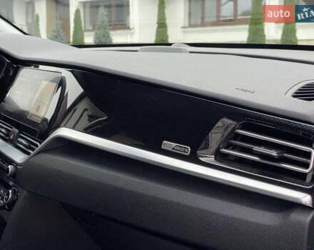 Сірий Кіа Niro, об'ємом двигуна 0 л та пробігом 63 тис. км за 20899 $, фото 40 на Automoto.ua