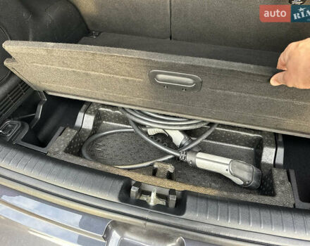 Киа Niro 2020 в Луцке на Automoto.ua Серый Киа Niro, объемом двигателя 0 л и пробегом 130 тыс. км за 19900 $, фото 16 на Automoto.ua