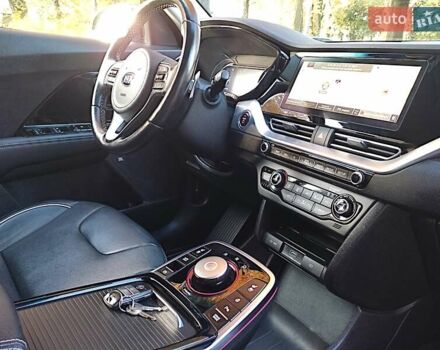 Киа Niro 2020 в Ровно на Automoto.ua Серый Киа Niro, объемом двигателя 0 л и пробегом 125 тыс. км за 19850 $, фото 83 на Automoto.ua