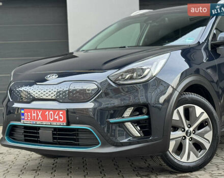 Серый Киа Niro, объемом двигателя 0 л и пробегом 156 тыс. км за 18500 $, фото 37 на Automoto.ua