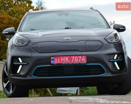 Серый Киа Niro, объемом двигателя 0 л и пробегом 77 тыс. км за 19950 $, фото 24 на Automoto.ua