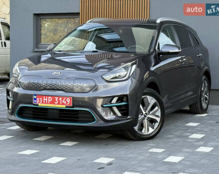 Сірий Кіа Niro, об'ємом двигуна 0 л та пробігом 70 тис. км за 19999 $, фото 13 на Automoto.ua