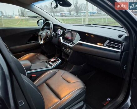 Серый Киа Niro, объемом двигателя 0 л и пробегом 150 тыс. км за 19300 $, фото 20 на Automoto.ua