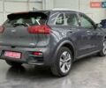 Сірий Кіа Niro, об'ємом двигуна 0 л та пробігом 114 тис. км за 18329 $, фото 6 на Automoto.ua