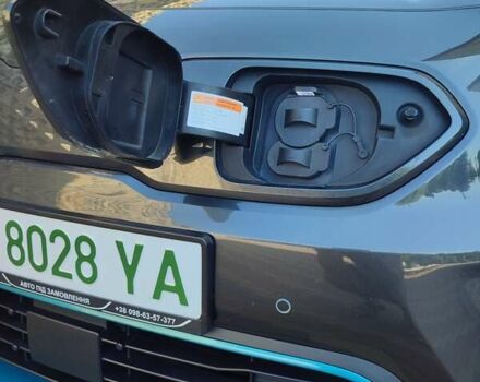 Серый Киа Niro, объемом двигателя 0 л и пробегом 49 тыс. км за 23000 $, фото 9 на Automoto.ua