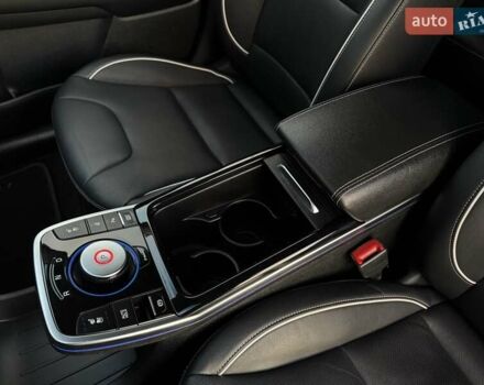 Сірий Кіа Niro, об'ємом двигуна 0 л та пробігом 135 тис. км за 17500 $, фото 49 на Automoto.ua