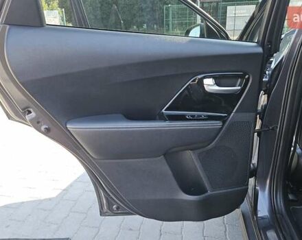 Киа Niro 2020 в Радомышле на Automoto.ua Серый Киа Niro, объемом двигателя 0 л и пробегом 145 тыс. км за 18800 $, фото 22 на Automoto.ua