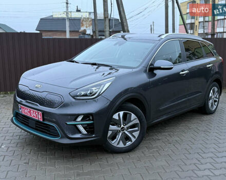 Серый Киа Niro, объемом двигателя 0 л и пробегом 159 тыс. км за 19800 $, фото 1 на Automoto.ua