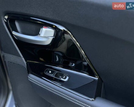 Сірий Кіа Niro, об'ємом двигуна 0 л та пробігом 144 тис. км за 18200 $, фото 56 на Automoto.ua