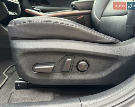 Сірий Кіа Niro, об'ємом двигуна 0 л та пробігом 118 тис. км за 19300 $, фото 68 на Automoto.ua