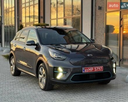 Сірий Кіа Niro, об'ємом двигуна 0 л та пробігом 135 тис. км за 17500 $, фото 8 на Automoto.ua