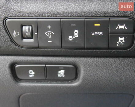 Сірий Кіа Niro, об'ємом двигуна 0 л та пробігом 74 тис. км за 19990 $, фото 34 на Automoto.ua