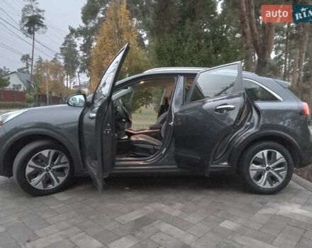 Киа Niro 2020 в Ирпене на Automoto.ua Серый Киа Niro, объемом двигателя 0 л и пробегом 99 тыс. км за 20490 $, фото 26 на Automoto.ua