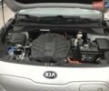 Серый Киа Niro, объемом двигателя 0 л и пробегом 90 тыс. км за 19900 $, фото 17 на Automoto.ua