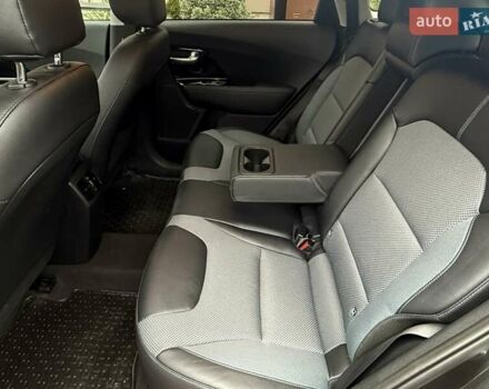 Серый Киа Niro, объемом двигателя 0 л и пробегом 125 тыс. км за 18950 $, фото 33 на Automoto.ua