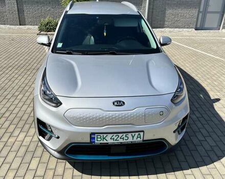 Серый Киа Niro, объемом двигателя 0 л и пробегом 112 тыс. км за 18900 $, фото 1 на Automoto.ua
