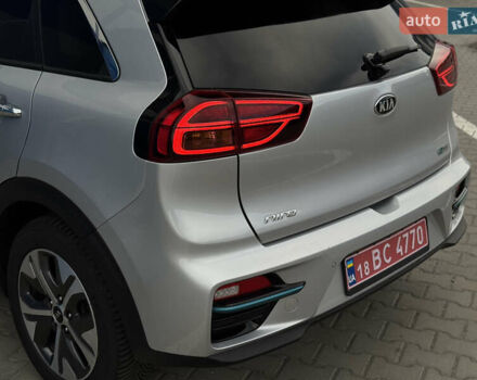 Кіа Niro 2020 у Рівному на Automoto.ua Сірий Кіа Niro, об'ємом двигуна 0 л та пробігом 138 тис. км за 19500 $, фото 5 на Automoto.ua