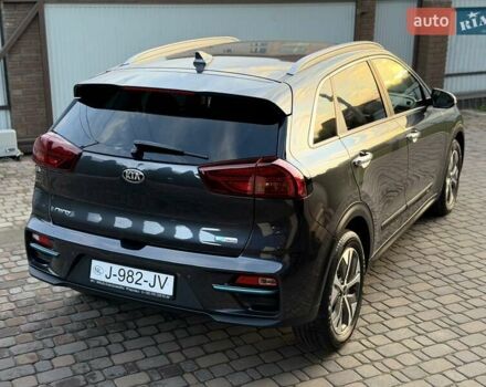 Сірий Кіа Niro, об'ємом двигуна 0 л та пробігом 118 тис. км за 20499 $, фото 15 на Automoto.ua