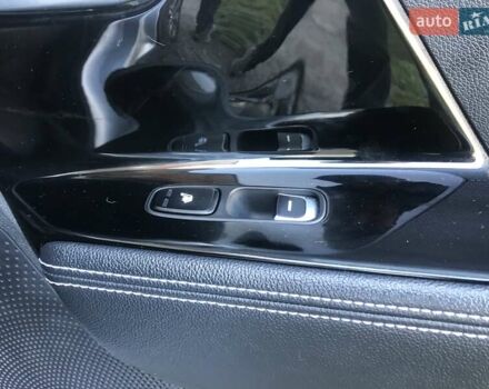 Серый Киа Niro, объемом двигателя 0 л и пробегом 90 тыс. км за 19900 $, фото 26 на Automoto.ua