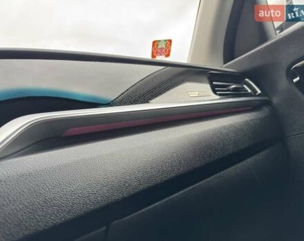 Сірий Кіа Niro, об'ємом двигуна 0 л та пробігом 118 тис. км за 19300 $, фото 104 на Automoto.ua