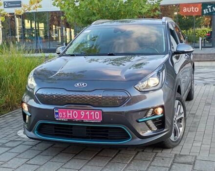 Киа Niro 2020 в Ровно на Automoto.ua Серый Киа Niro, объемом двигателя 0 л и пробегом 125 тыс. км за 19850 $, фото 2 на Automoto.ua