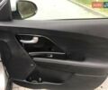 Серый Киа Niro, объемом двигателя 0 л и пробегом 90 тыс. км за 19900 $, фото 33 на Automoto.ua