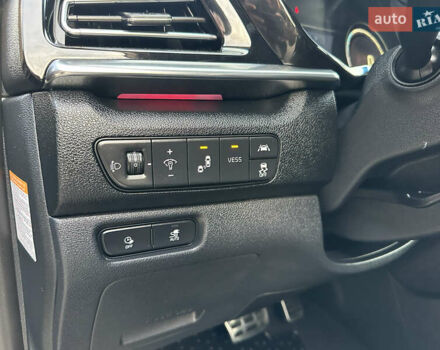 Киа Niro 2020 в Луцке на Automoto.ua Серый Киа Niro, объемом двигателя 0 л и пробегом 130 тыс. км за 19900 $, фото 23 на Automoto.ua
