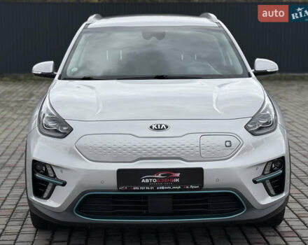 Серый Киа Niro, объемом двигателя 0 л и пробегом 126 тыс. км за 21500 $, фото 2 на Automoto.ua