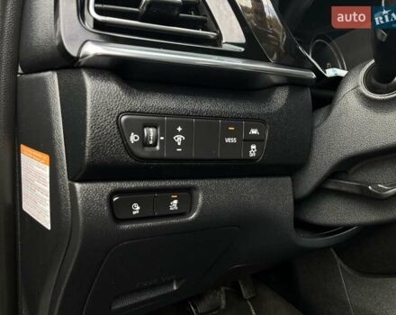 Серый Киа Niro, объемом двигателя 0 л и пробегом 72 тыс. км за 19750 $, фото 47 на Automoto.ua