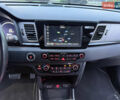 Серый Киа Niro, объемом двигателя 0 л и пробегом 165 тыс. км за 18000 $, фото 54 на Automoto.ua