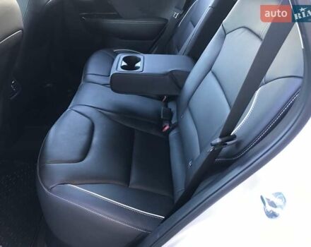 Серый Киа Niro, объемом двигателя 0 л и пробегом 90 тыс. км за 19900 $, фото 24 на Automoto.ua